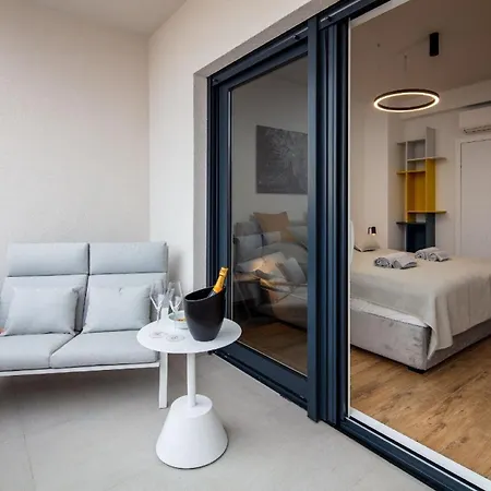 Ferienhaus Fur 7 Personen Und 1 Kind In Vodice-sria, Dalmatien Norddalmatien *